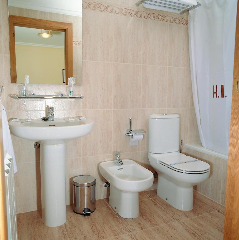 Hotel Isabel Briviesca Ruang foto
